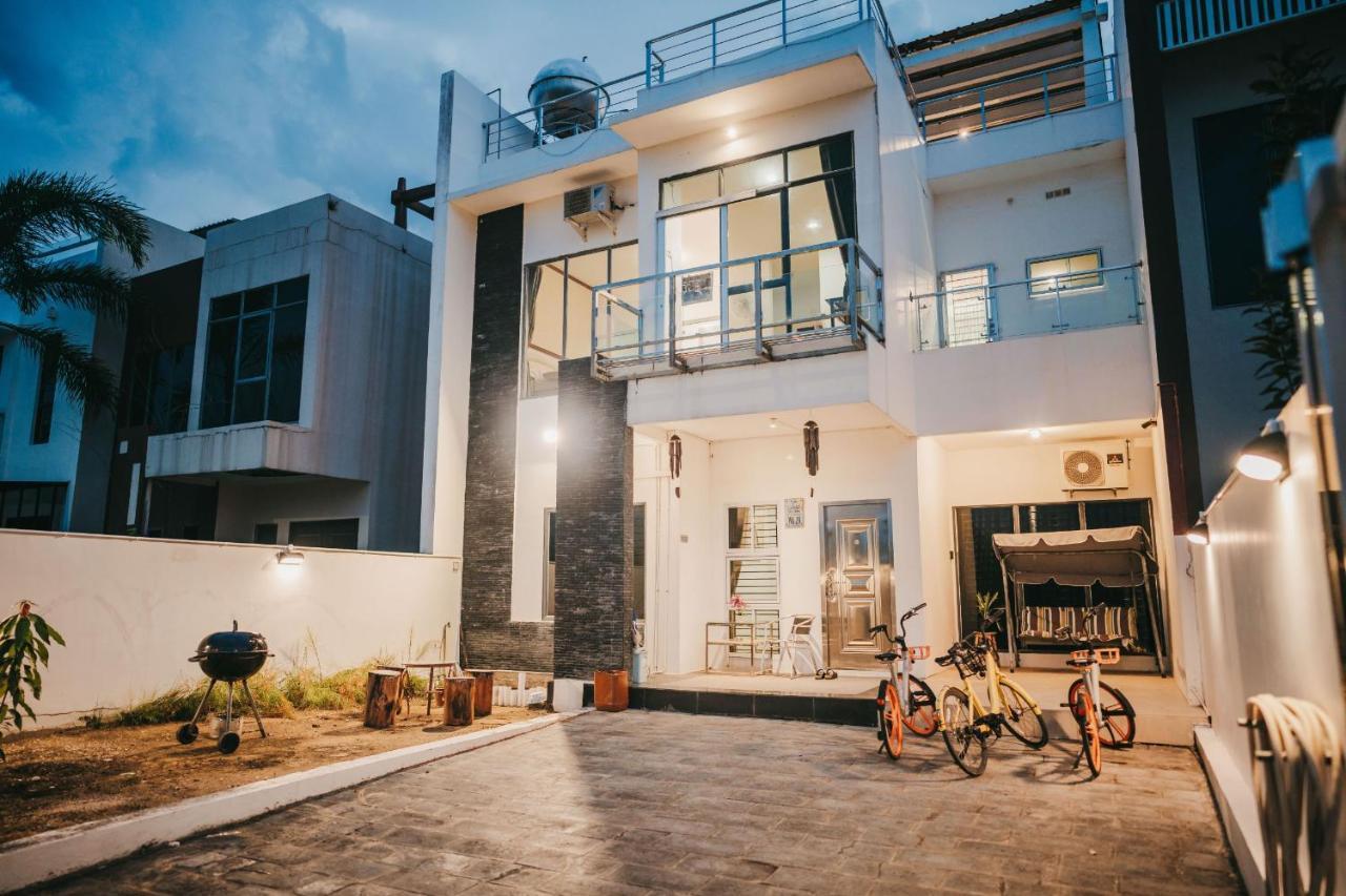 Canoe And Fishing , Free Pickup Villa Batam Exterior photo